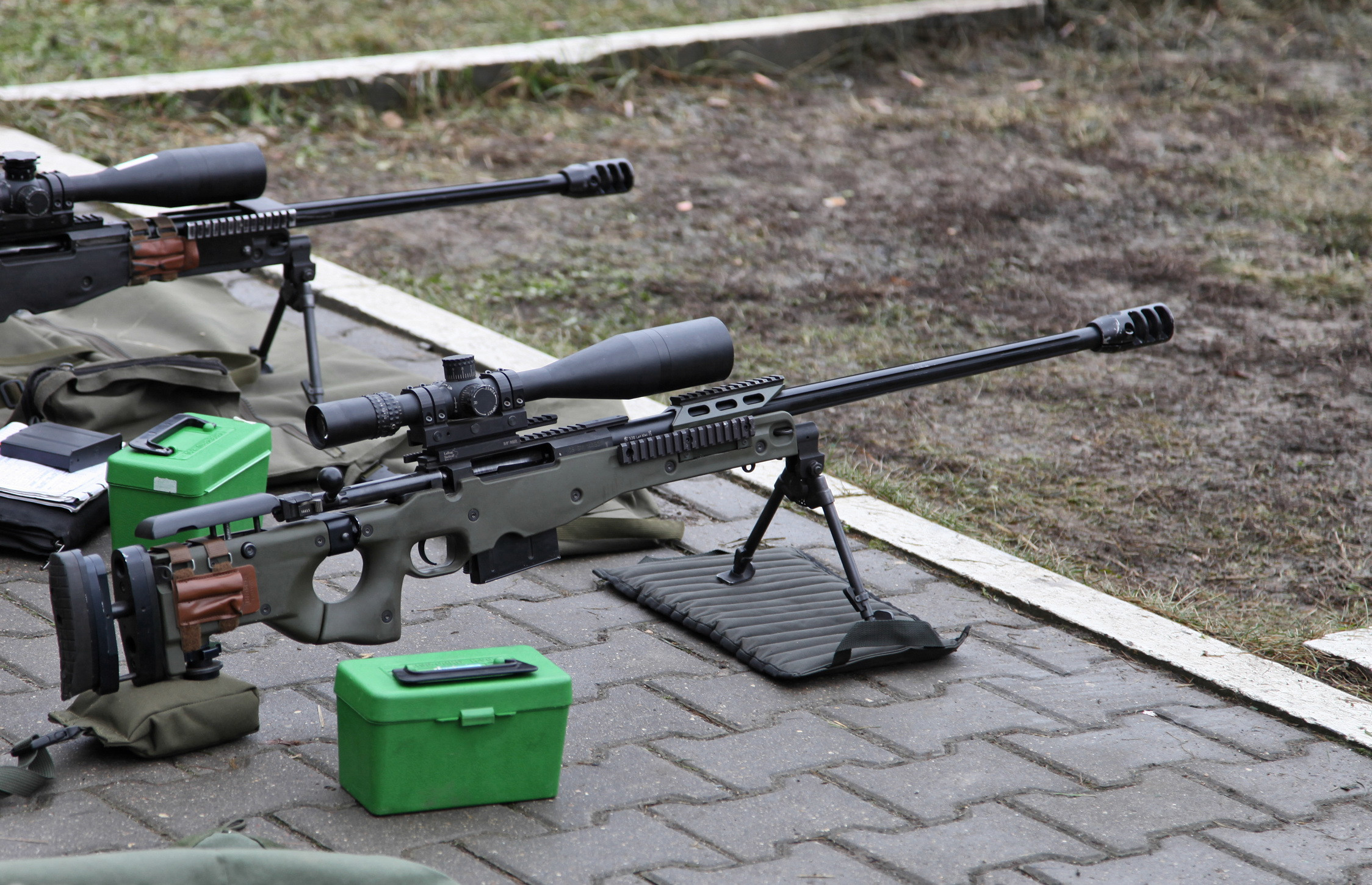 巴雷特M98狙击步枪图片
