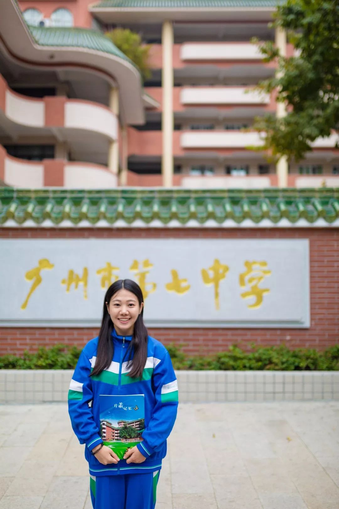 广州市第七中学礼仪服图片