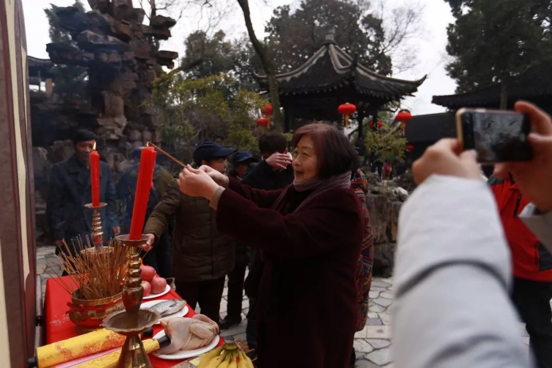 大年初五祭神祈福,扬州个园人气爆棚过新年!