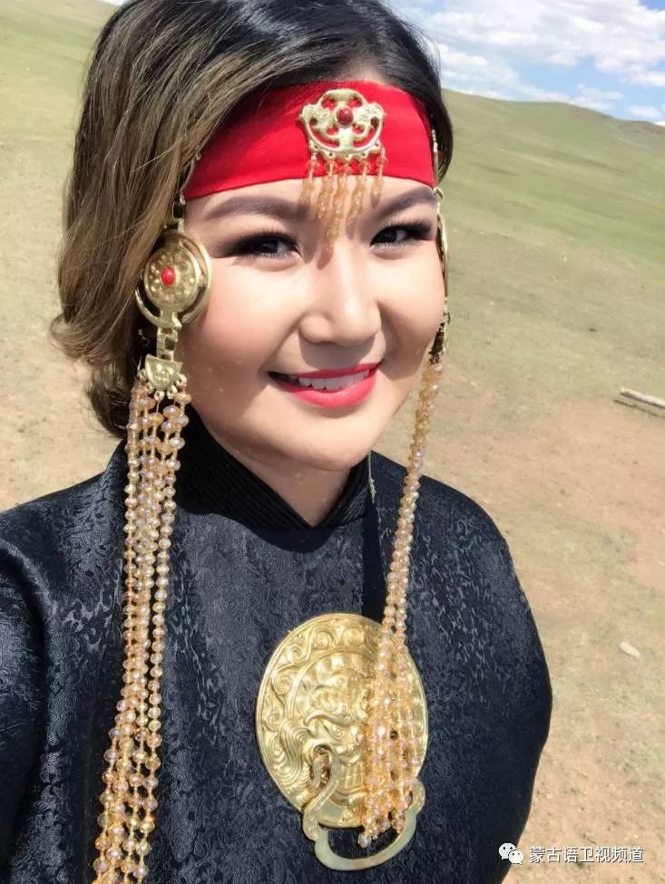 蒙古族女歌唱家大全图片