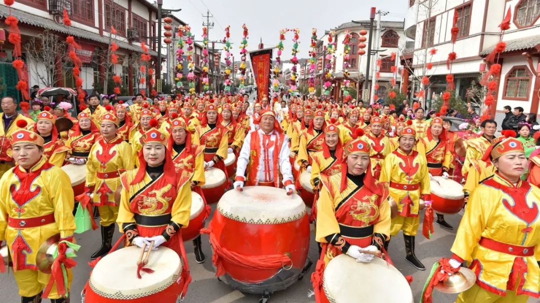 百鼓齐鸣纳千福,民俗劲舞迎春来!韩城这四支锣鼓队有规模,更有实力!