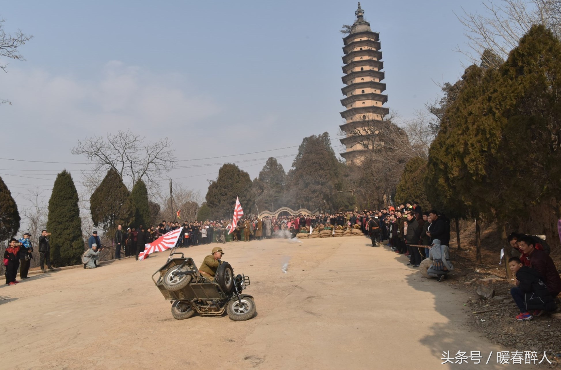 万古寺位于山西永济西南15里出的中条山北麓,始建于北魏时期.