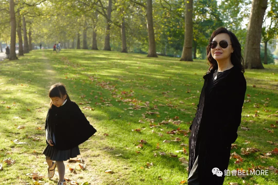 叶蓉女士与女儿朵朵如果说,去图书馆是阅读的礼拜,那么去旅行就是