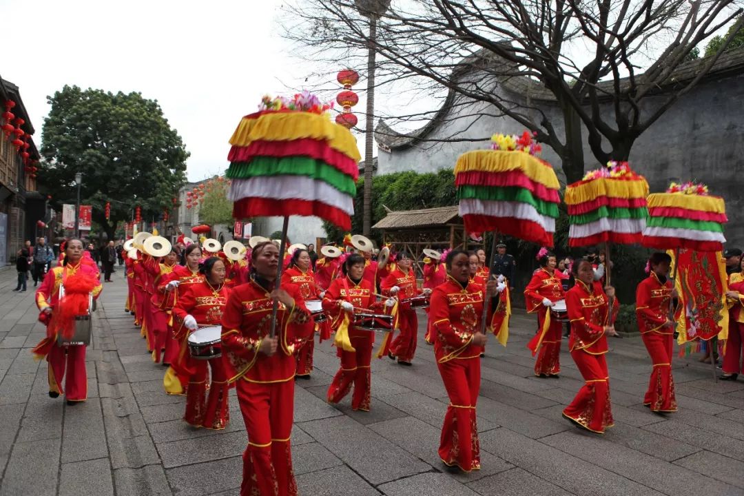 最福州醉新春2018福州春季坊巷文化节踩街活动福清新厝车鼓舞