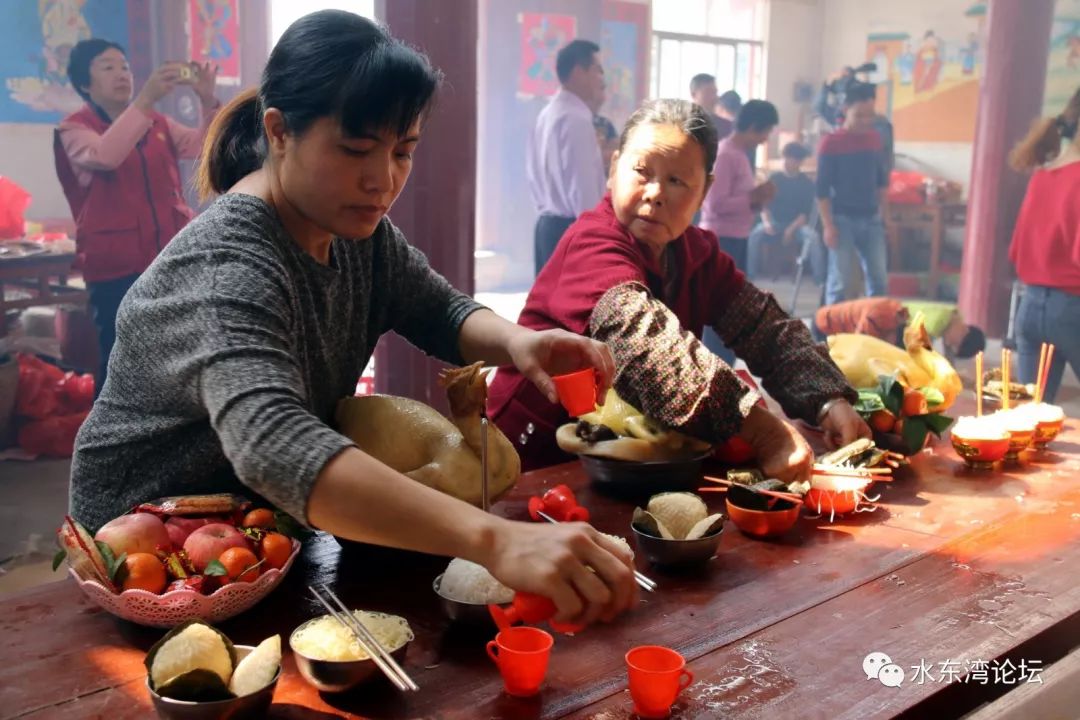 年例"打杯珓"确定高州四大元年例日,本文为你解读"四大元年例"