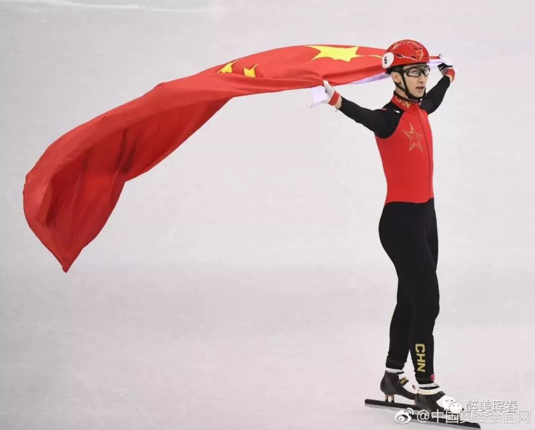 2月22日晚,在平昌冬奥会短道速滑男子500米决赛中,中国队选手武大靖一