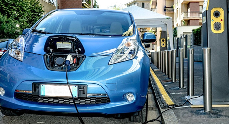 2018新能源车补贴政策出炉!想买电动汽车优惠