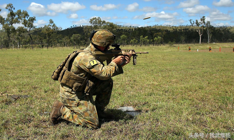 澳大利亚将购买30000支ef88自动步枪