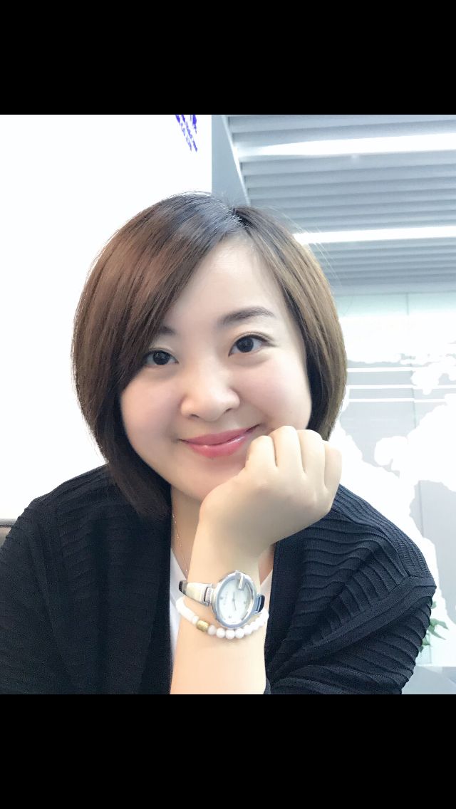 李莎莎老师图片