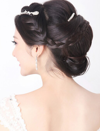 韩式新娘盘发造型做最美温婉新娘