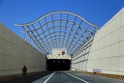 海珠湾隧道出入口图片