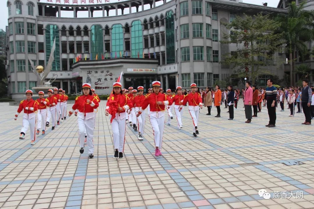 开学咯,新学期新希望!现在的老师和学生真会"玩!