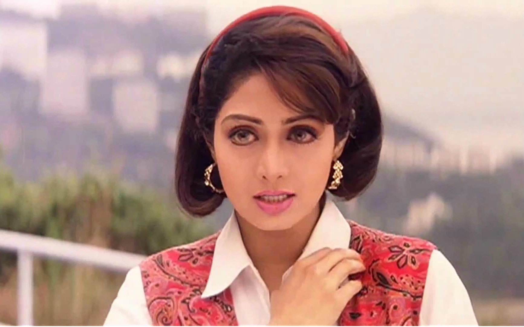 印度国宝级女星去世,演过236部宝莱坞电影,地位堪比阿米尔汗