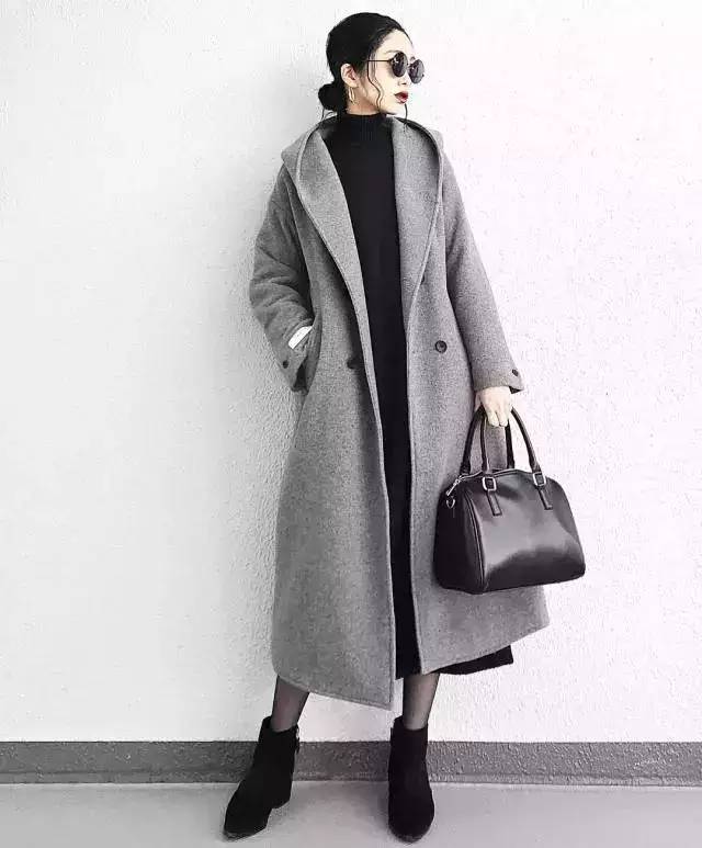 日本极具个性的穿搭博主,用雅致复古的日系黑白灰带你玩转冬季最强