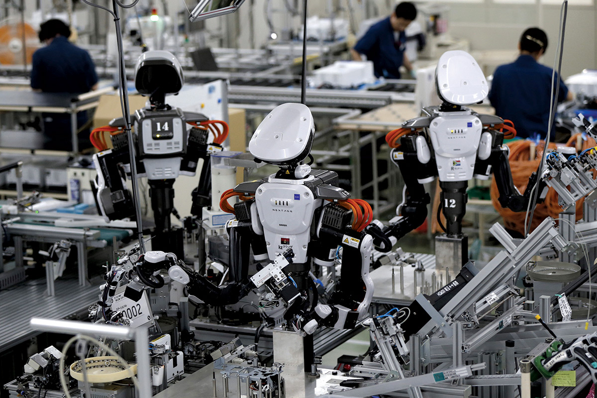 当人工智能机器人接管人类工作时,失去工作的主要是女性