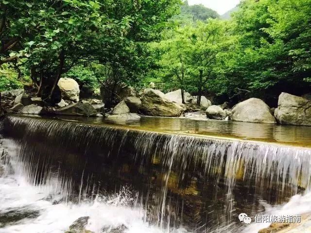 有:陌上花籬舍,叢林小火車,空中飛行,熱氣球公園及包含一線,二橋,三潭