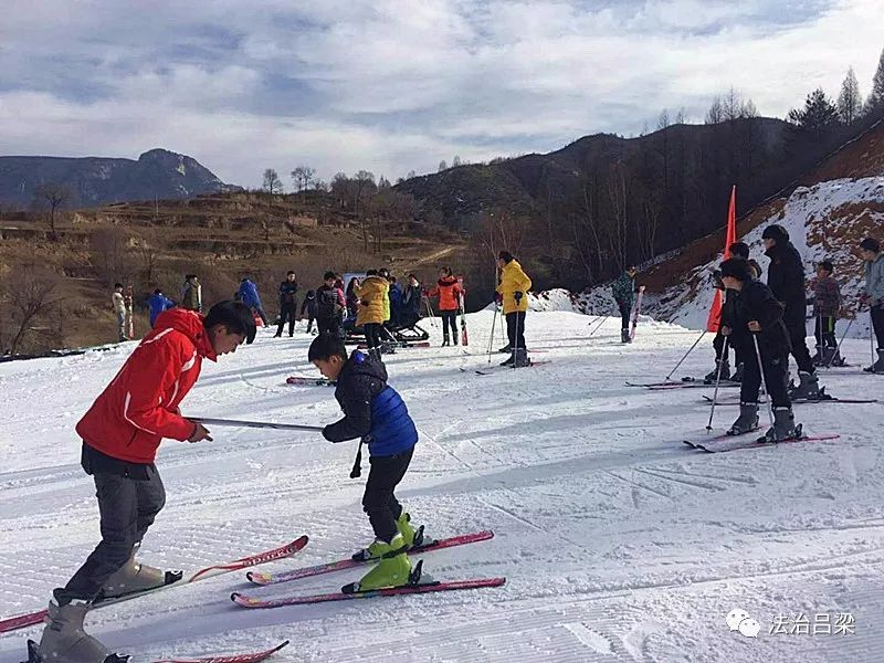 离石千年里景区滑雪场图片