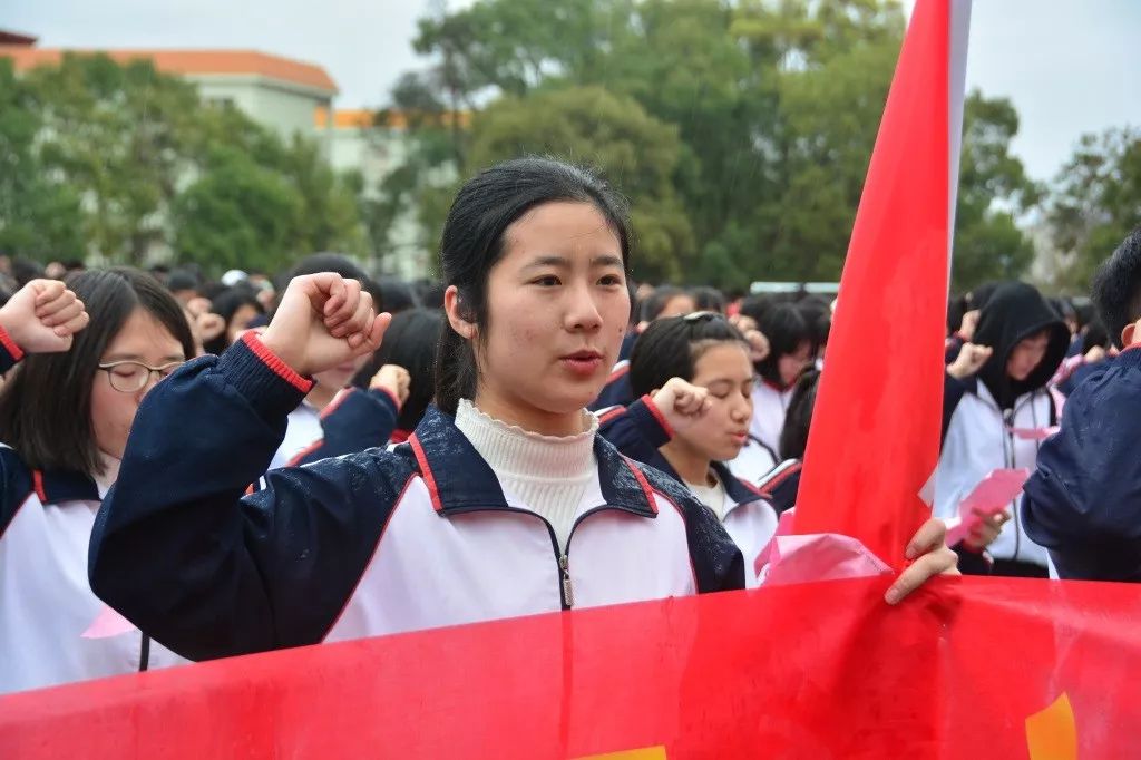 武平一中2018高考加油我们与你同在