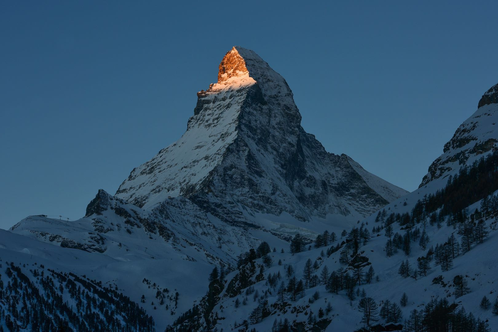 马特宏峰，三角形的美丽雪山-采尔马特旅游攻略-游记-去哪儿攻略