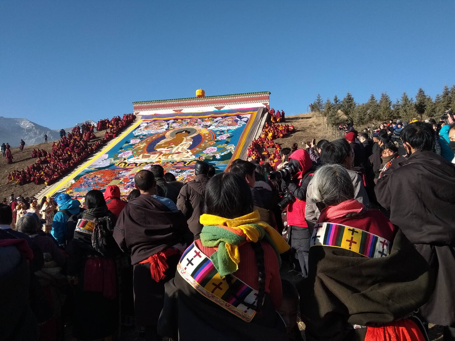 郎木寺晒佛节图片图片