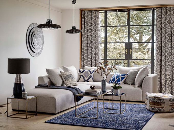 摆放客厅沙发的正确打开方式,你家空间也能扩大一倍!