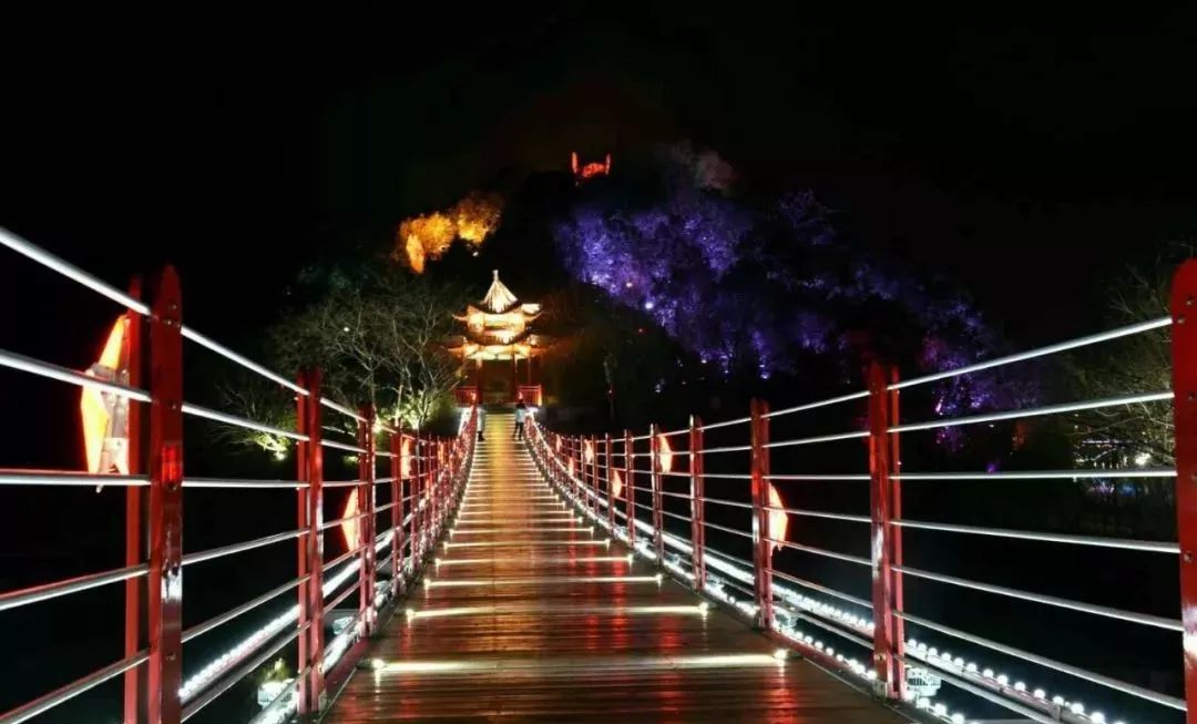 新和县夜景图片