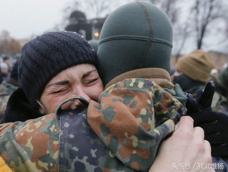 乌克兰军人离别图片图片