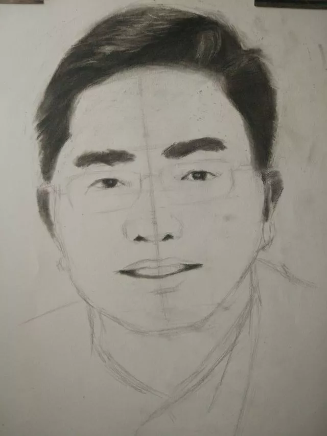 孔刘素描图片