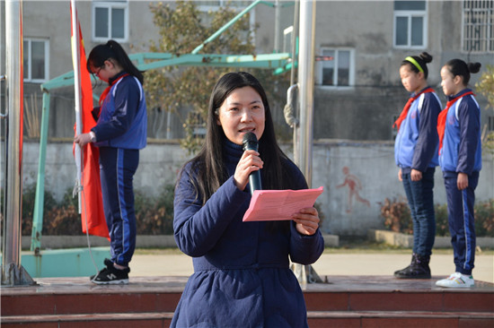 【江苏消息】2月27日上午,盱眙县维桥中心小学全体师生齐聚学校操场