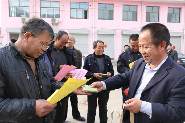 駐晉某部軍地聯合開展學雷鋒活動