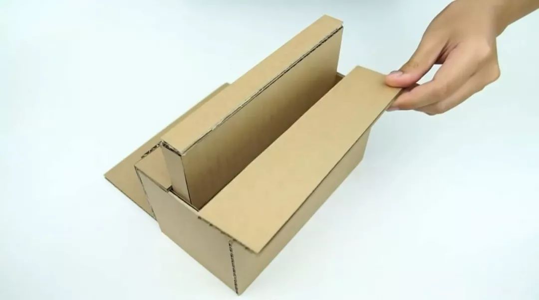 文具盒的生产过程图片