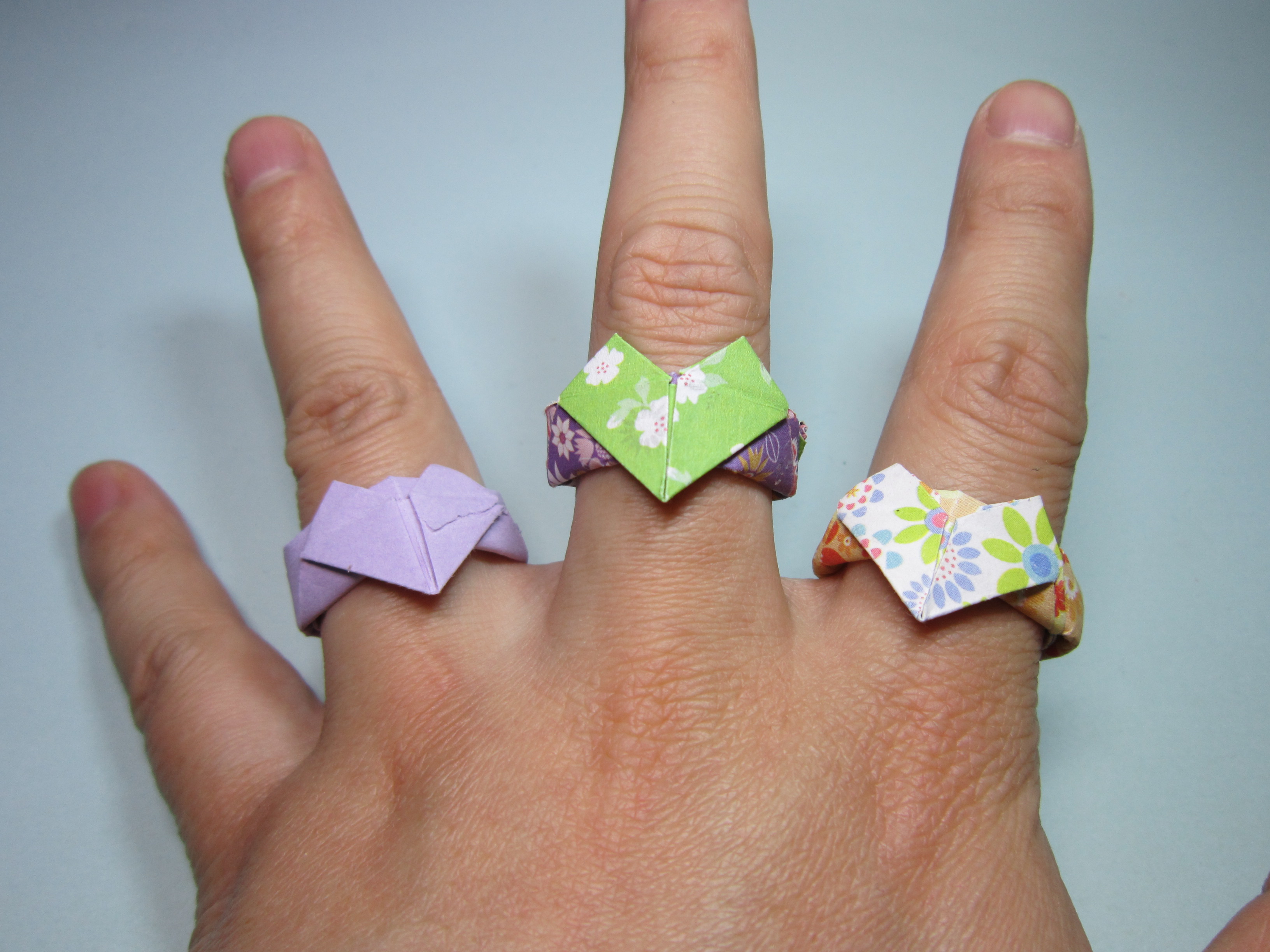 手工折纸爱心戒指,简单的心形戒指折纸,一学就会
