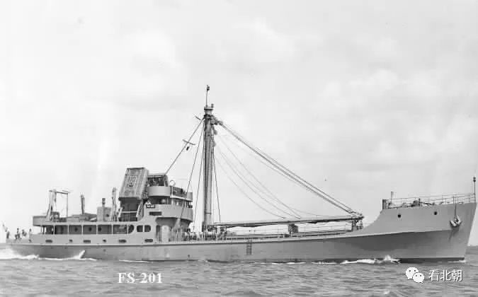 二战军用运输船图片