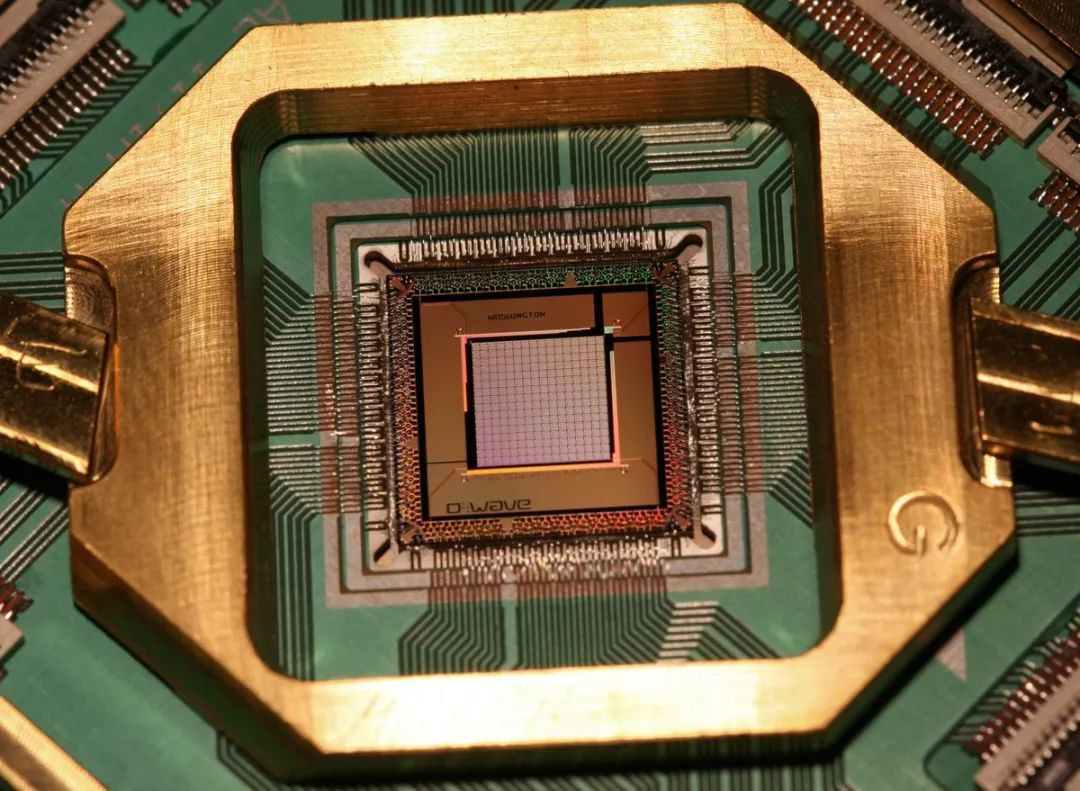 首个72量子比特芯片已面世中国超级计算机世界第一地位不保