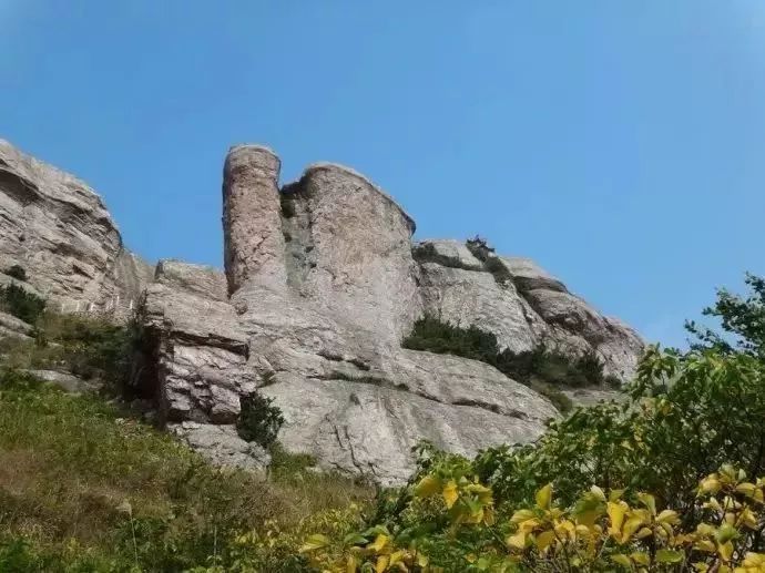 旅遊 正文 溫嶺樓旗尖以山高頂險著稱,環顧東西南北,溫嶺江南水鄉的