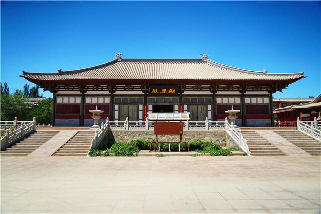 《西游记》中的雷音寺竟然真实存在,就在敦煌鸣沙山下