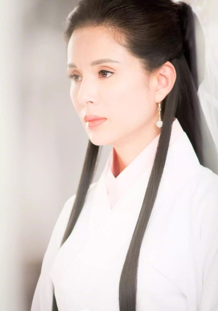 姑姑回來了!李若彤22年後再演小龍女仙氣依舊,氣質神態秒殺當紅小花