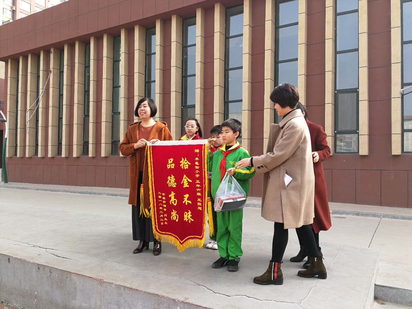 【直通校園】踐行雷鋒精神 倡導時代新風——榆次羊毫街小學三月學