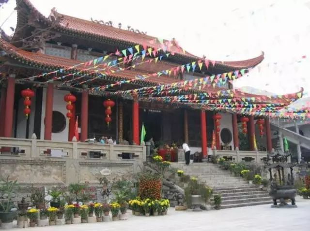 黄埔区萝岗火村居委会旁,有一座始建于清乾隆十五年(1750年)的寺