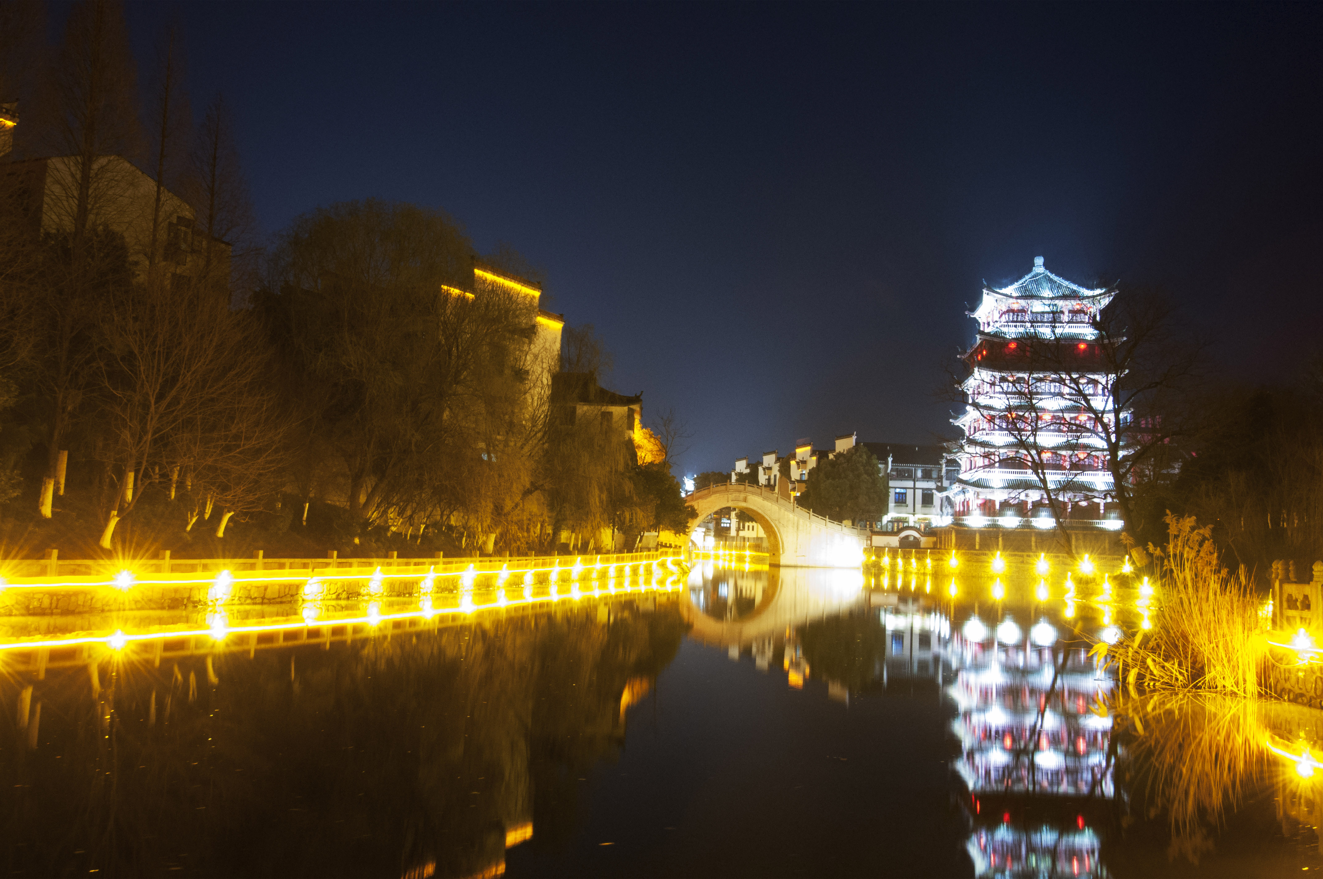 三河古镇夜景图片图片