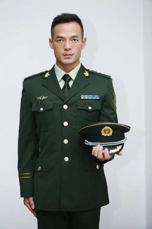 中国最帅男军官图片