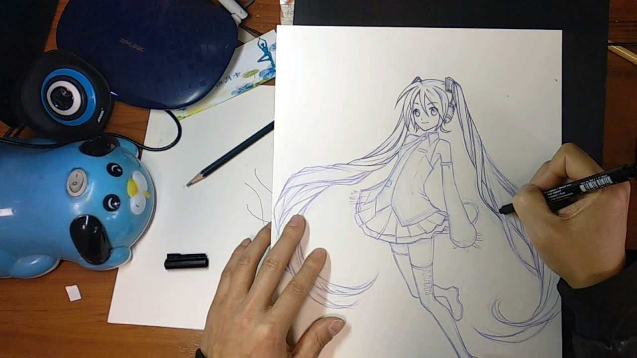 初音未来素描画黑化图片