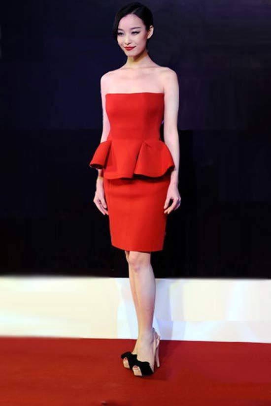 倪妮的红裙造型,从来都是那么惊艳!