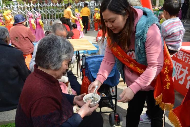 拗九节晋安多地送粥送祝福二