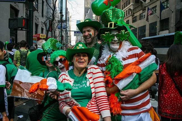 爱尔兰绿帽子节意义图片