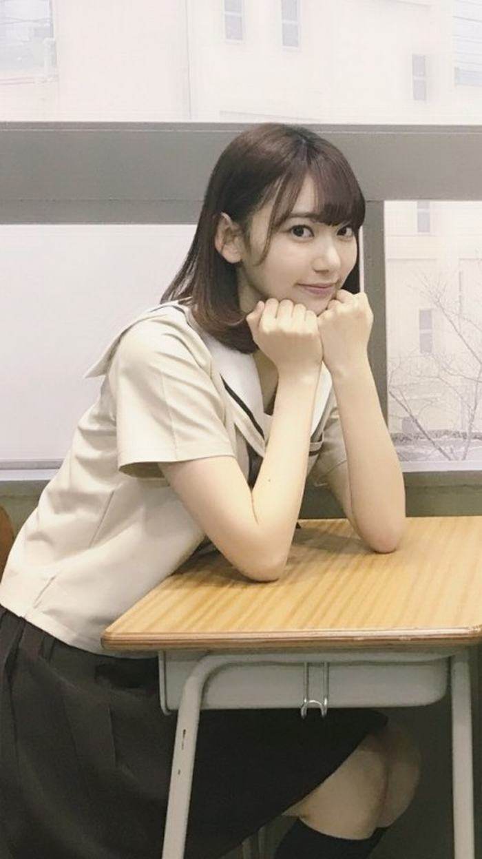 桥本环奈的劲敌akb48最美水手服少女宫脇咲良