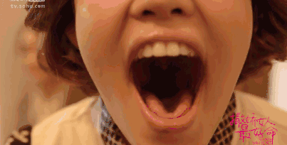 抠喉咙表情包图片