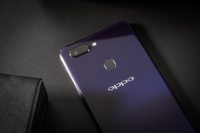 漸變玻璃機身,oppo r15星空紫真機鑑賞搶先看!