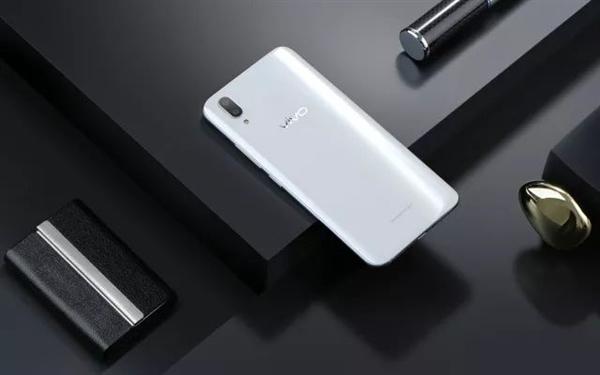 vivo X21价格公布：屏下指纹版3598元