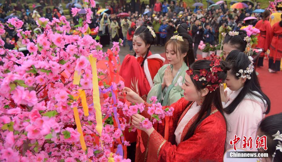 "古代十二花神"亮相徐州花朝节